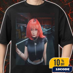 Commissioned By Apple Shot On Iphone 16 Pro Aespa Giselle Merch Unisex T-Shirt
