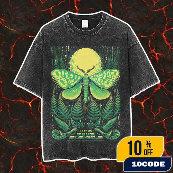 Billy Strings 22 July 2025 Poster Concert Tour At Spark Arena Auckland Limited Puriri Moth Artwork By Lewy Jones Vintage Washed Unisex T-Shirt