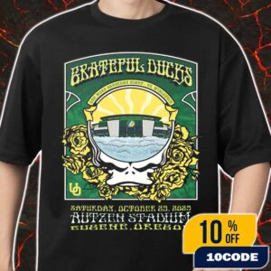 University Of Oregon Ducks x Grateful Dead On October 25 2025 Oregon Ducks vs Wisconsin Badgers Game At Autzen Stadium Poster Event Artwork Merch Unisex T-Shirt